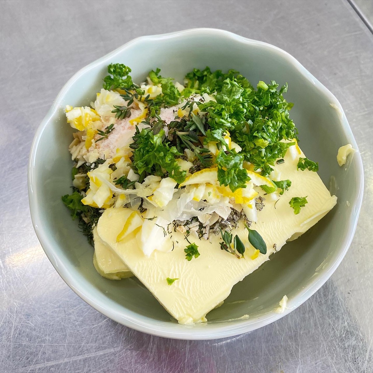 FLORA（フローラ）イベント ハーブバター＆クリスマスのハーブチキンづくり【開催終了】